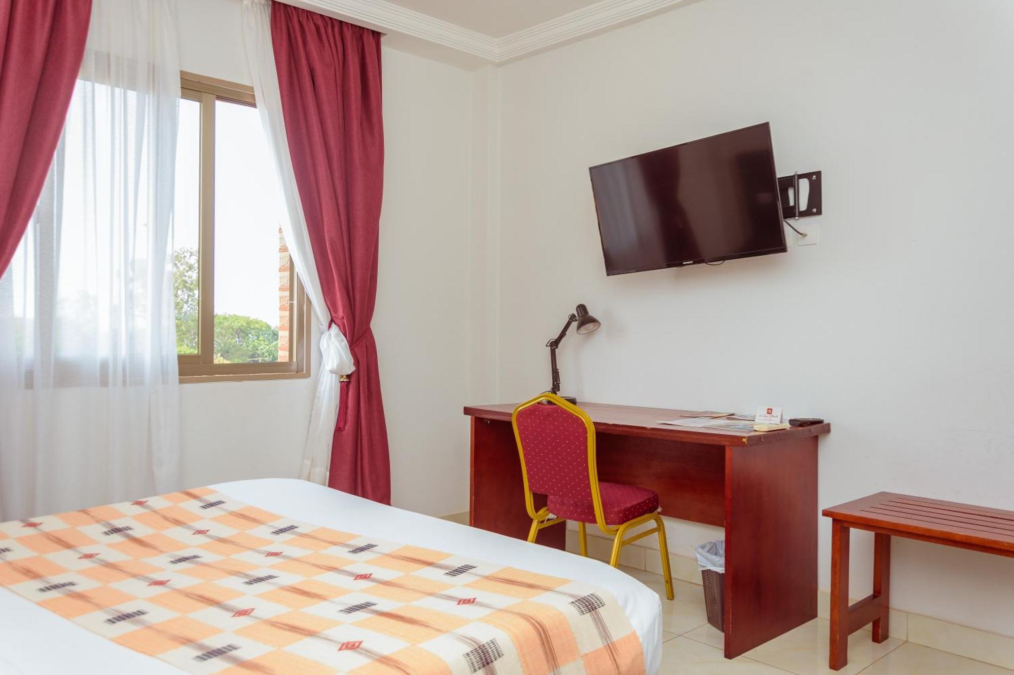 Hotel La Rose Blanche Korhogo Eksteriør bilde