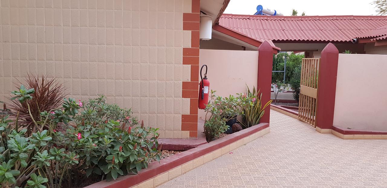 Hotel La Rose Blanche Korhogo Eksteriør bilde