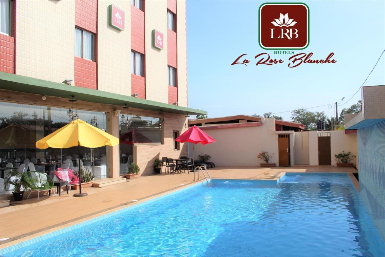 Hotel La Rose Blanche Korhogo Eksteriør bilde
