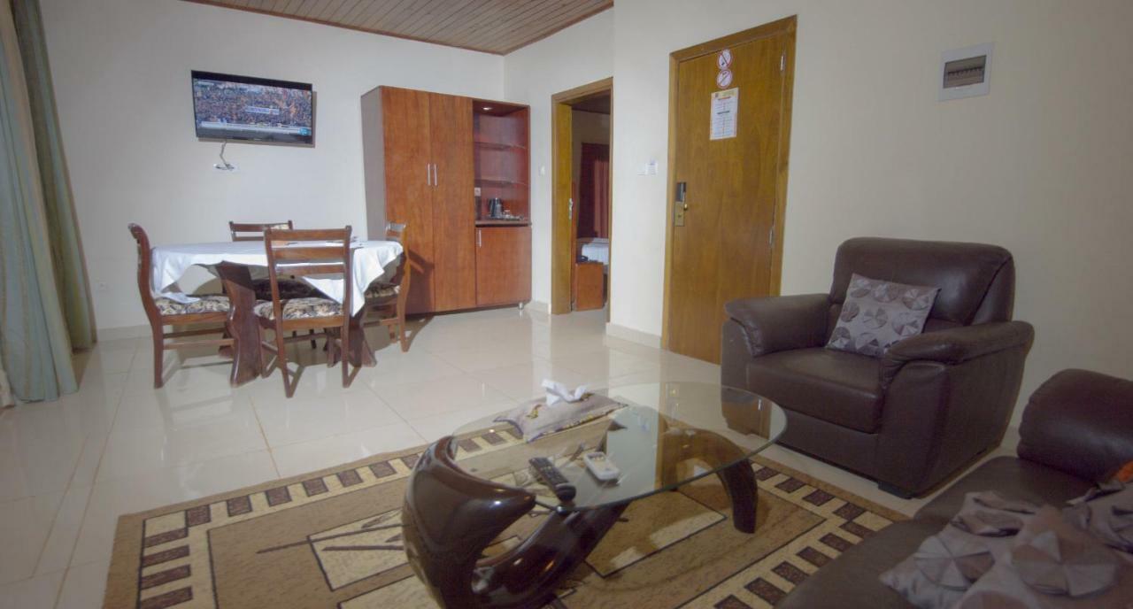 Hotel La Rose Blanche Korhogo Eksteriør bilde